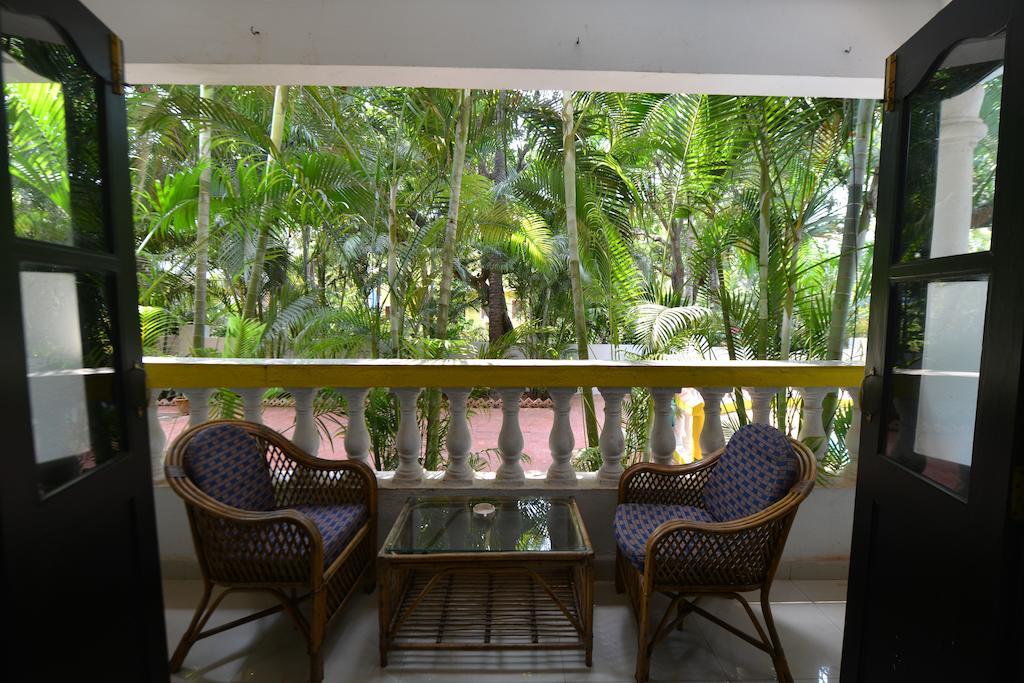 Silver Sands Sunshine - Angaara Candolim Buitenkant foto