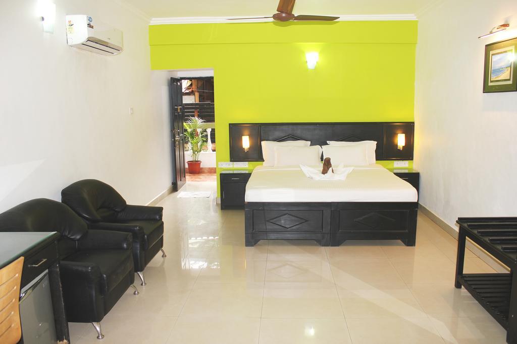 Silver Sands Sunshine - Angaara Candolim Buitenkant foto